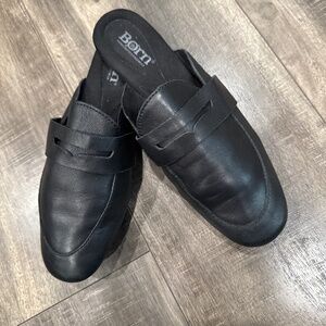 BORN brand soft leather slip on Mule slides size 7